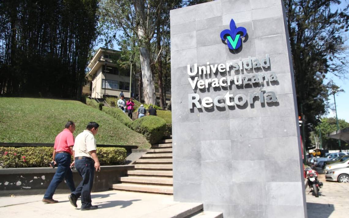 Los trabajadores regresaran a las instalaciones a partir del 26 de abril. (Universidad Veracruzana)