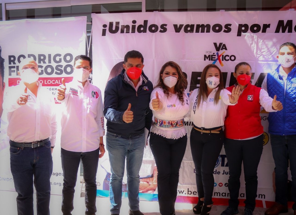 La dirigencia tricolor en campaña por la región de Tulancingo. (Especial)