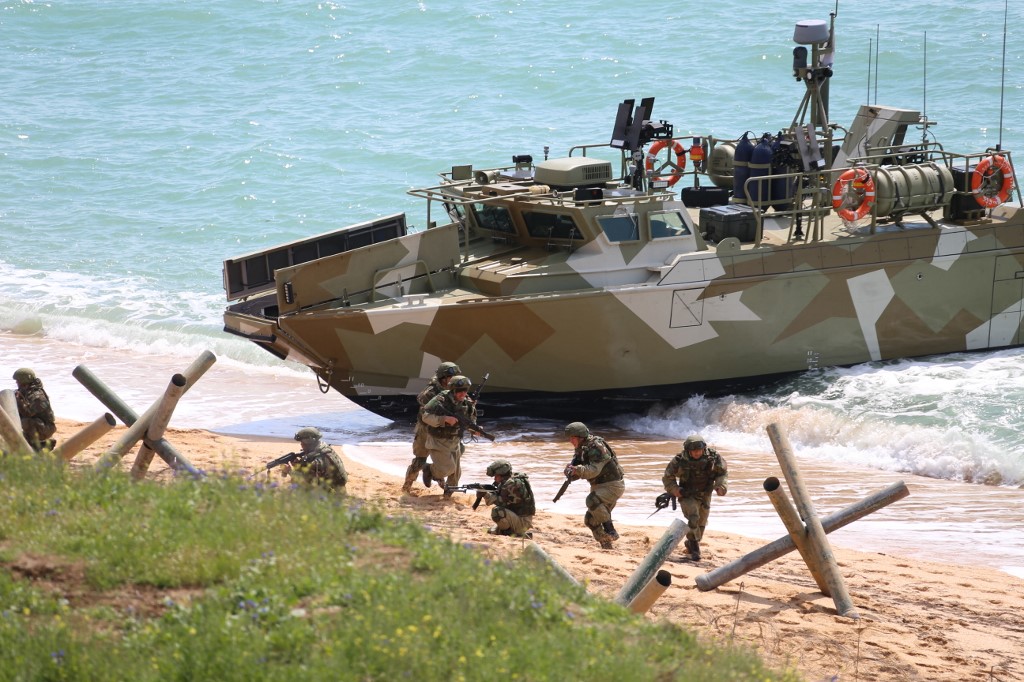 El gasto militar no descendió pese a la pandemia de covid-19. (AFP)
