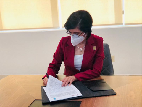 Lic. Sandra Avila, Rectora del ICEST  (Cortesía)