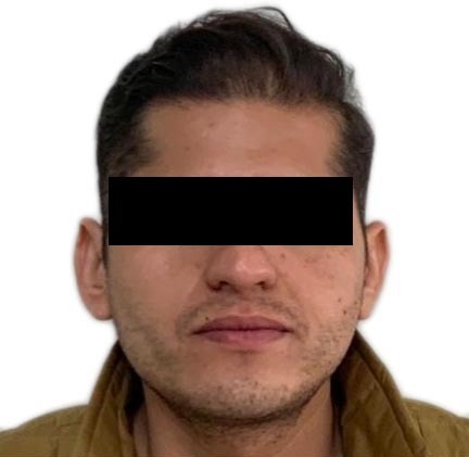 México concedió la extradición en el AICM.