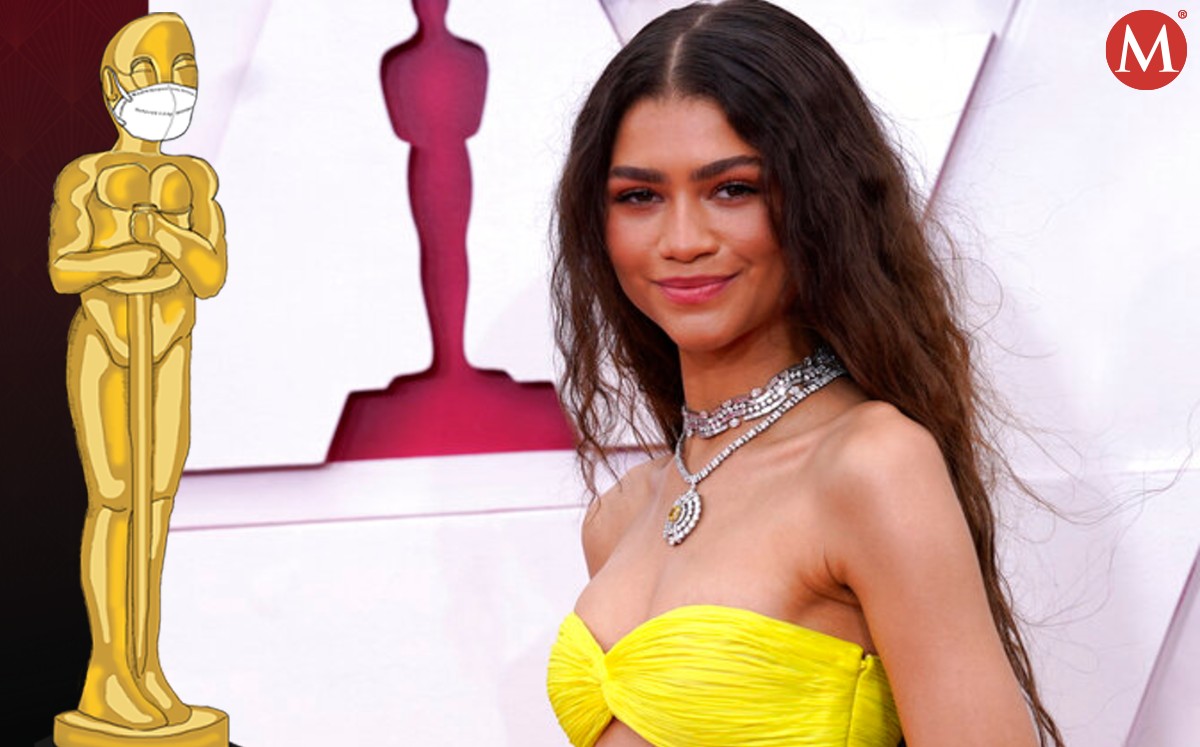 Zendaya en la alfombra roja de los Premios Oscar 2021 (AP)