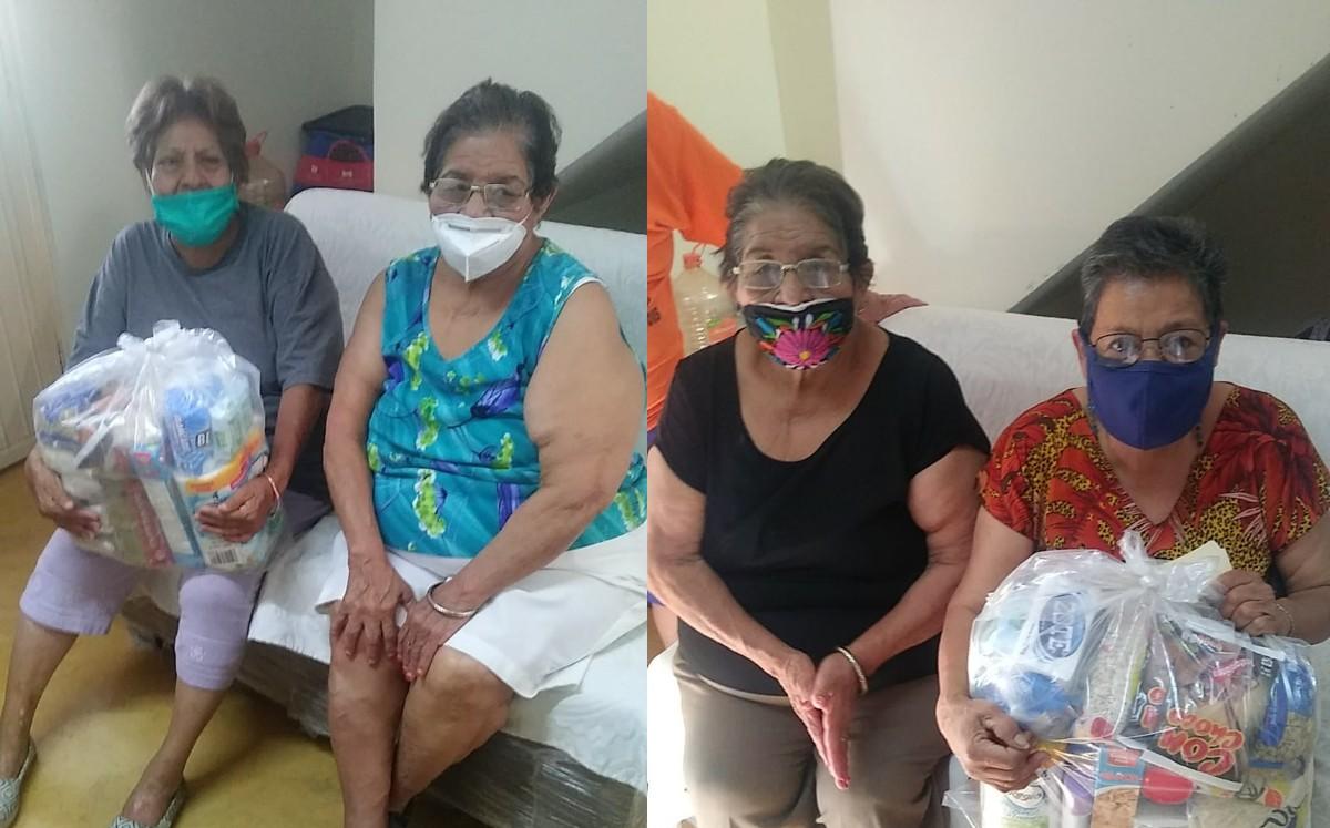 Doña Lolis fue la encargada de hacer la entrega de estás despensas. (Especial)