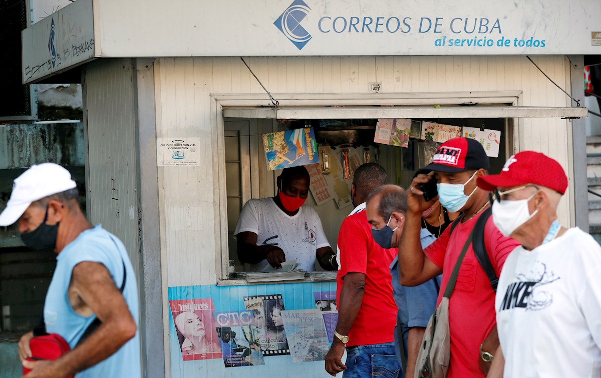 Las autoridades están alarmadas tras los contagios de covid-19 en Cuba. | EFE