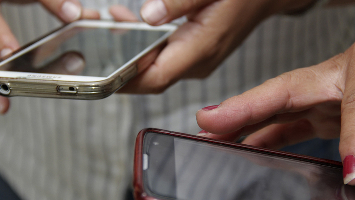 Discutirá y decidirá INAI  hoy si impugna padrón de telefonía móvil