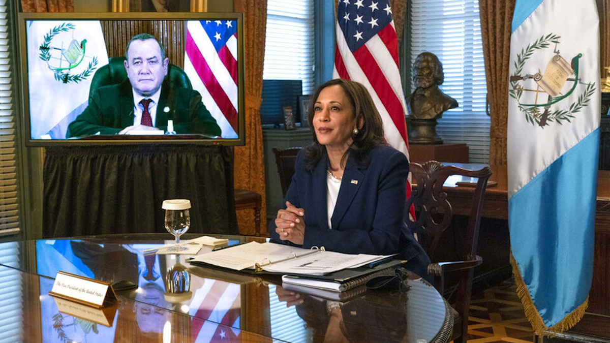Kamala Harris promete a Guatemala más ayuda y enfoque humano en tema migratorio