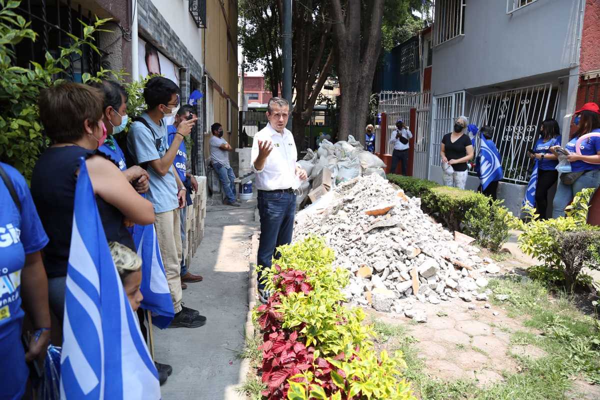 Giovani Gutiérrez, candidato de Va por la CDMX, en Coyoacán | Especial