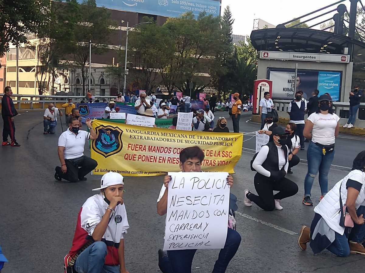 Integrantes de la Vanguardia Mexicana de Trabajadores y Extrabajadores de Seguridad Pública | César Velázquez