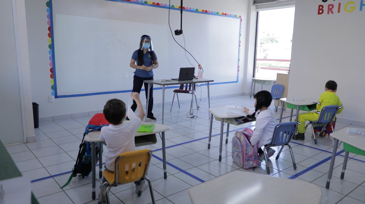 Durante casi un año, los profesores fueron capacitados para el regreso a las aulas. FOTO GABRIELA MEDINA