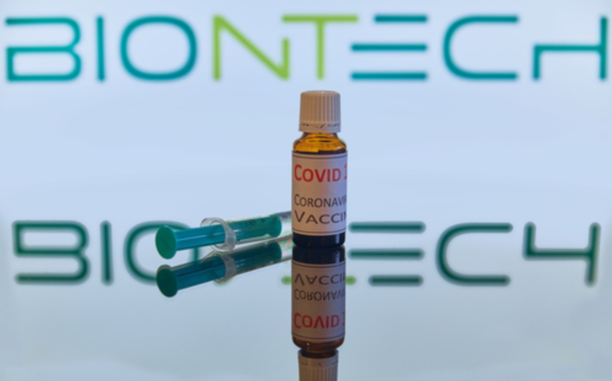 BioNTech espera tener vacuna para todos los menores desde el próximo otoño. (Especial)