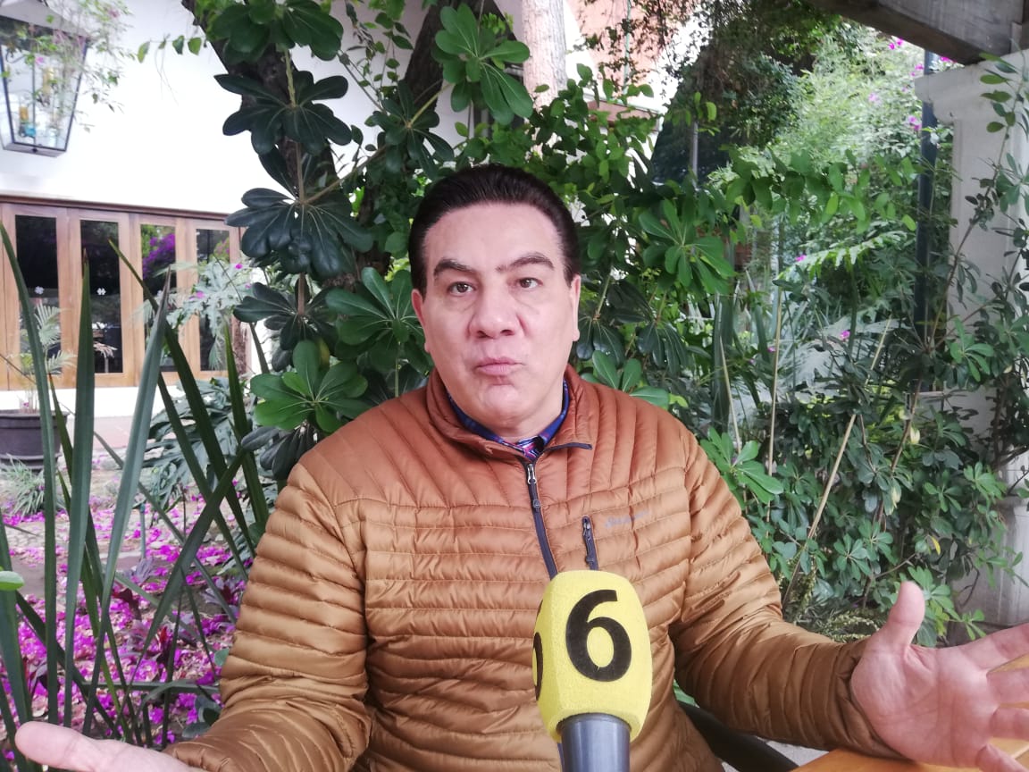 El candidato a diputado plurinominal se dijo a favor de las campañas digitales. (Especial)