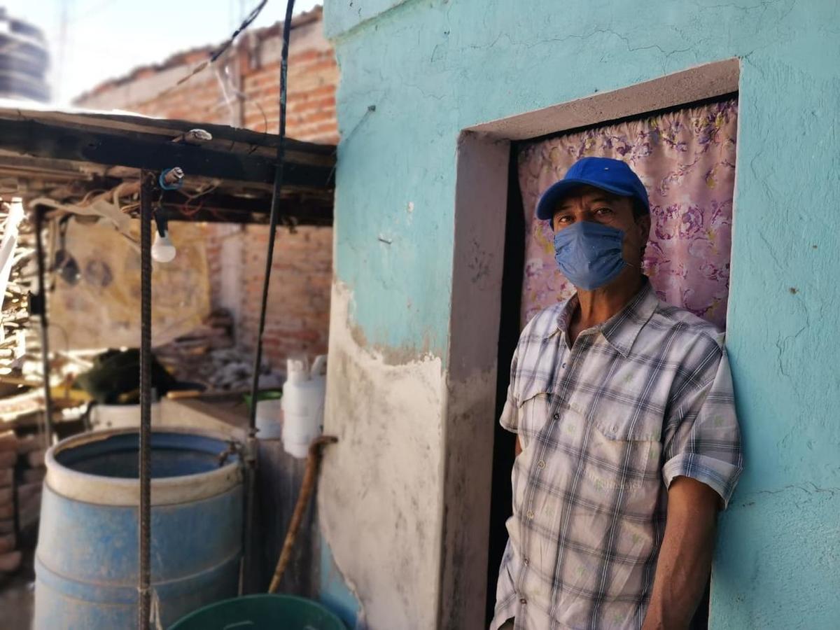 Francisco reside en la colonia La Esperanza, donde hace 8 años el agua dejó de ser suministrada de manera constante. (Diana Barajas)