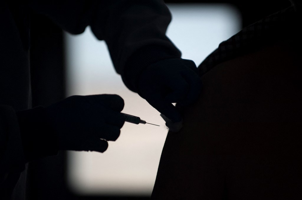 Las vacunas contra el coronavirus se siguen aplicando en Estados Unidos. | Archivo, AFP