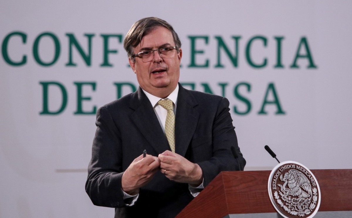 Ebrard hizo una escala en España tras su viaje a Rusia. | Cuartoscuro