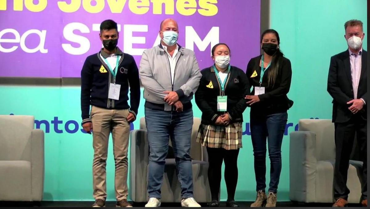 Premian a cinco estudiantes en concurso desafio Recrea Steam