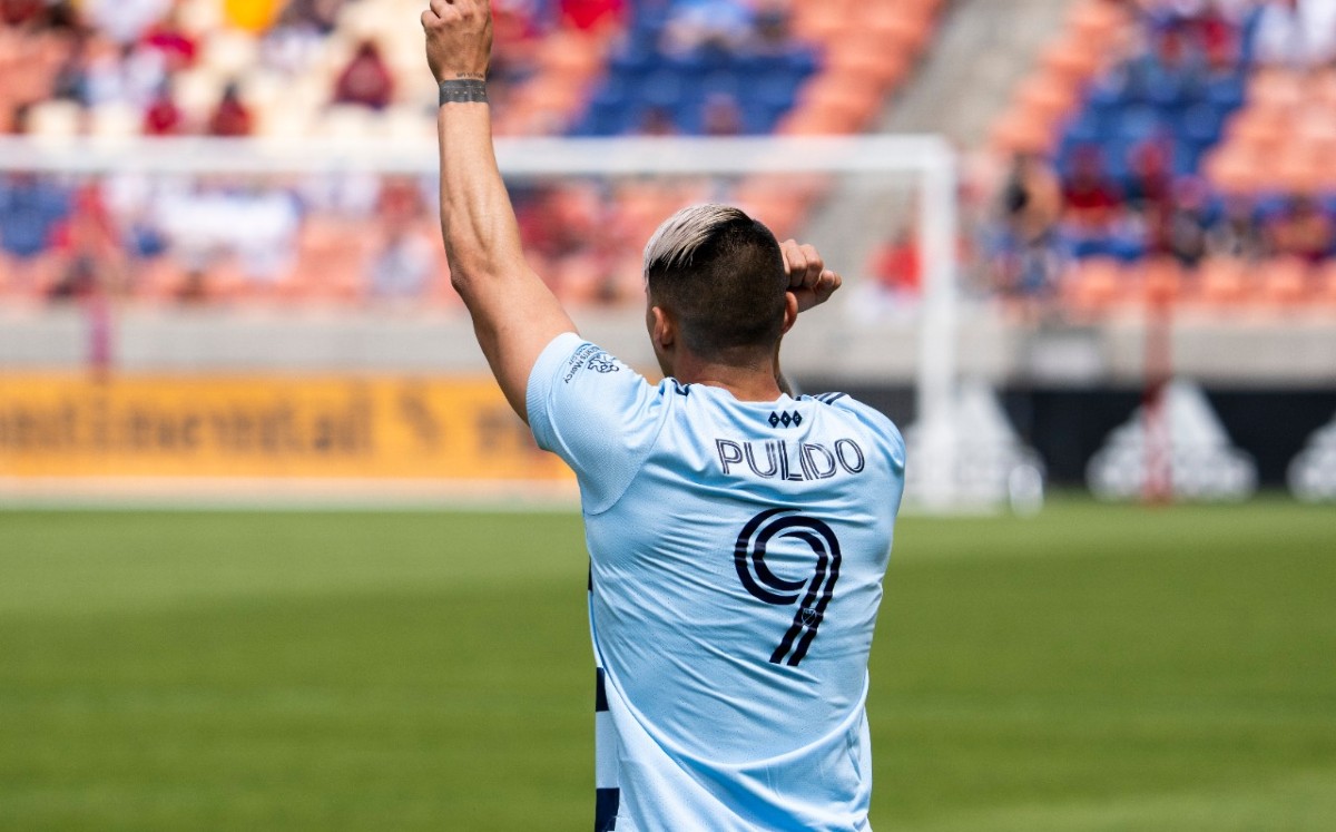 Alan Pulido marcó su primer gol del 2021 con Kansas City (AP)