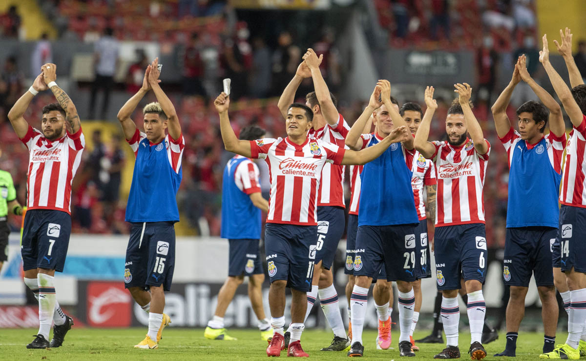Chivas recibe a Tigres en el estadio Akron (Mexsport)