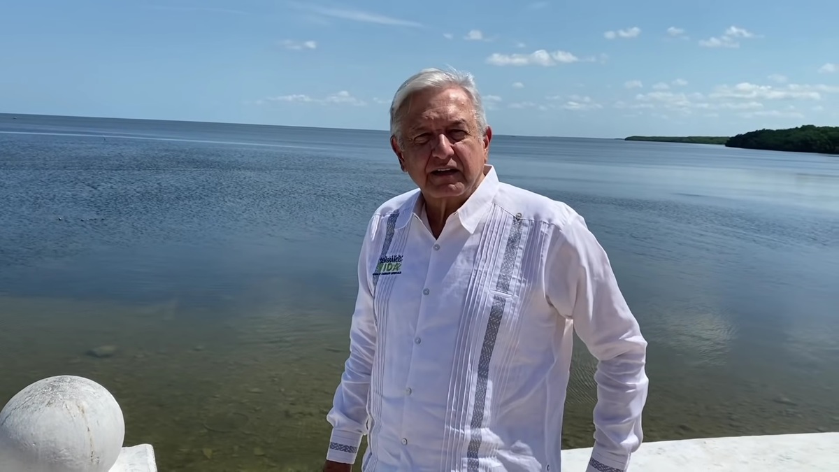 El presidente López Obrador dedicó un mensaje a la clase trabajadora a través de redes sociales. (Especial)