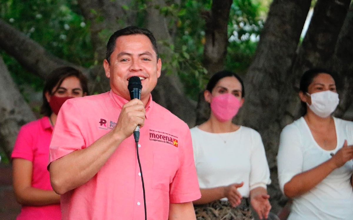 Rogelio Portillo Jaramillo, candidato a la presidencia municipal de Huetamo, fue fichado por la DEA. (EFE)