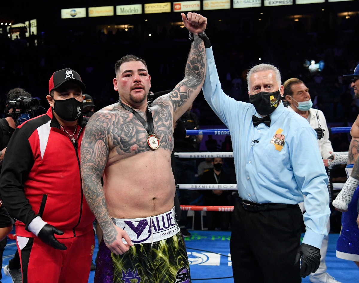 Andy Ruiz vence a Chris Arreola por decisión unánime (AFP)