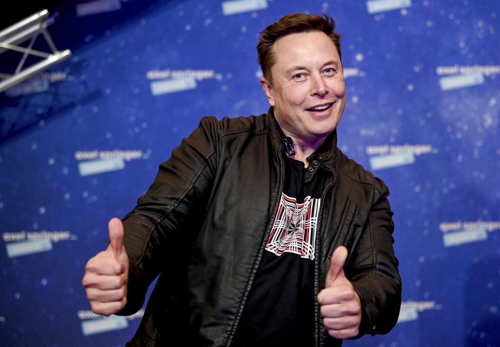 Elon Musk compartió algunas recomendaciones con su trabajadores para mejorar su productividad. (AP)