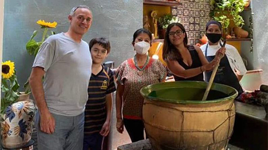Hugo López-Gatell vacaciona en Oaxaca tras Día del Trabajo