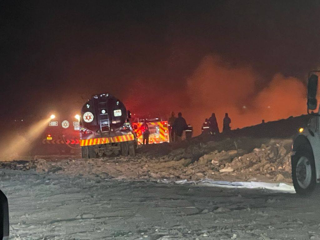 Luego de 7 horas, sofocan incendio en relleno sanitario de León. ESPECIAL