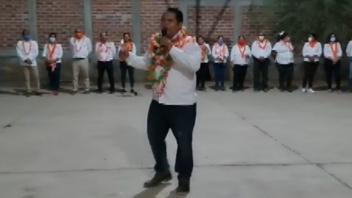 Guerrero . Irrumpen a balazos mitin de candidato de MC