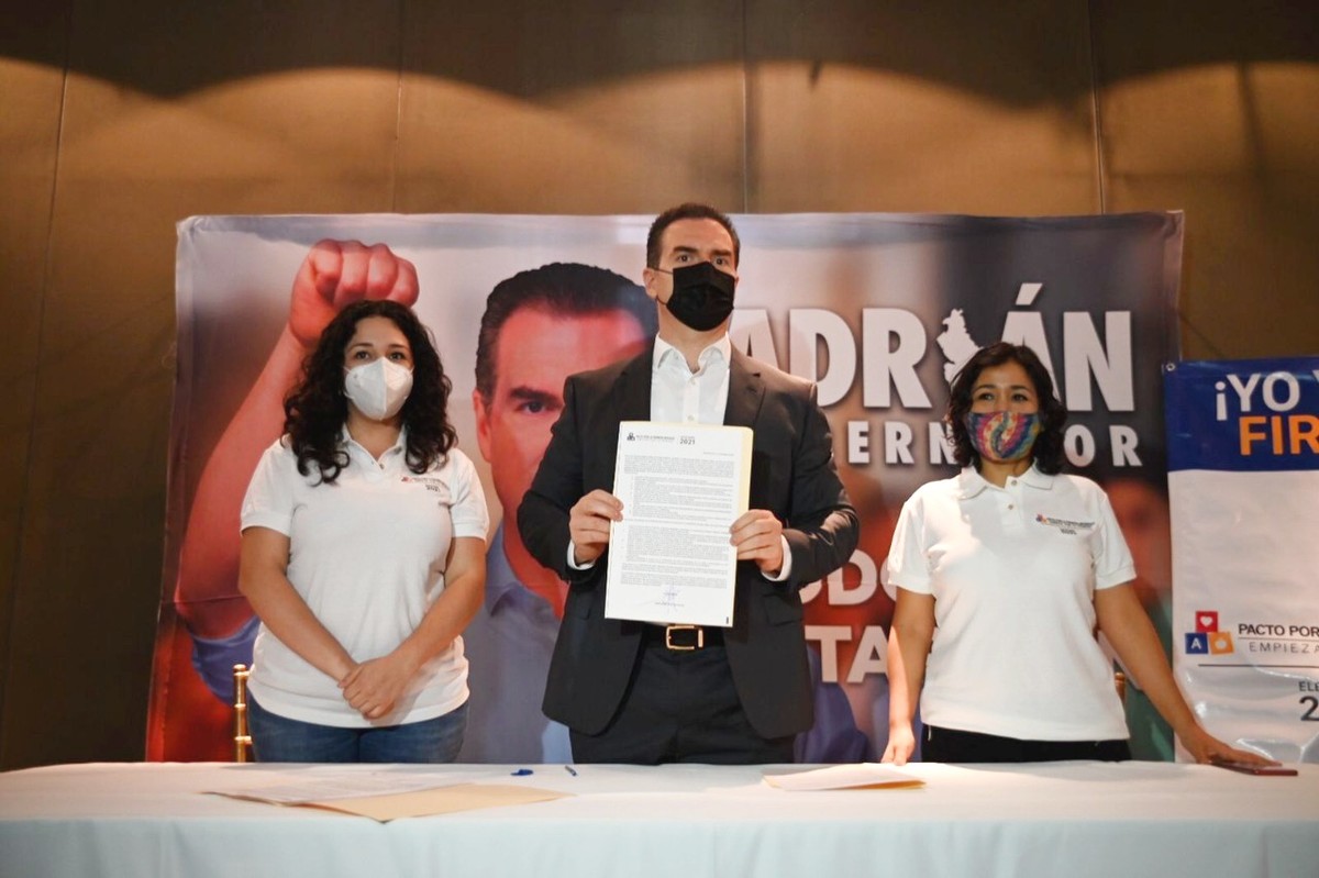Adrián de la Garza busca garantizar desarrollo de niños en Nuevo León. Foto: Especial.