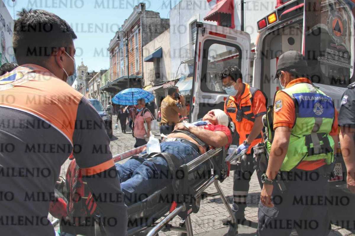 Pelea campal entre tres grupos de ambulantes | Melanie Torres