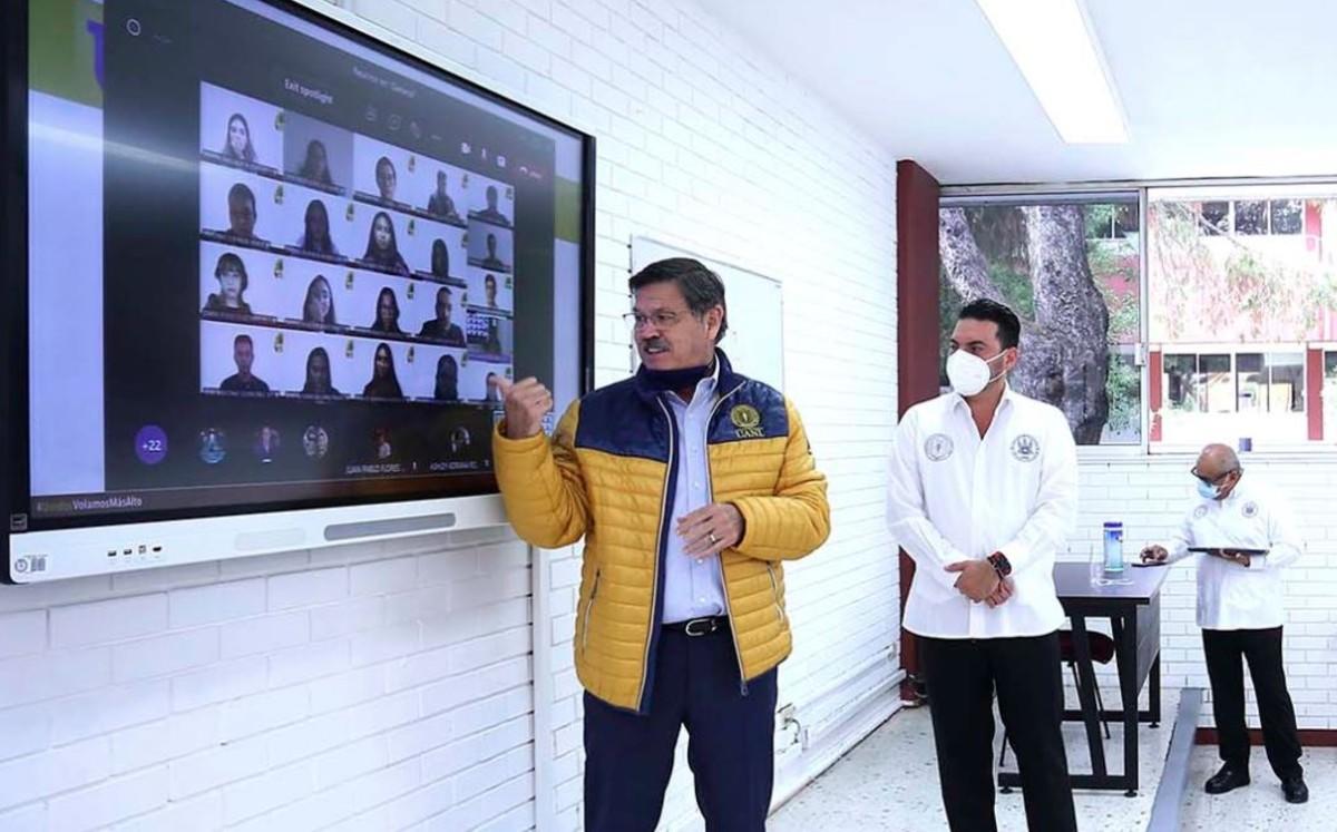 Rogelio Garza Rivera, rector de la Universidad Autónoma de Nuevo León.