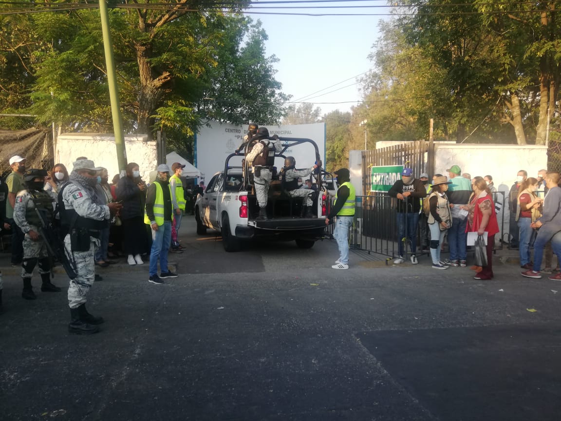Módulo de vacunación contra covid-19 del parque San Rafael en Guadalajara (Josefina Ruiz)