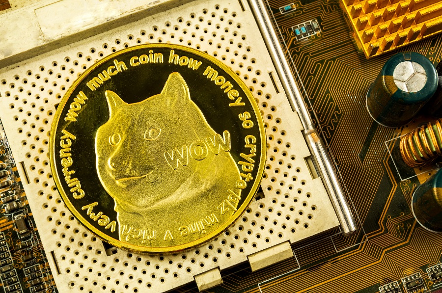 Surgida en 2013, el dogecoin es una moneda digital de código abierto inspirada en el meme de la raza canina Shiba Inu. (Shutterstock)