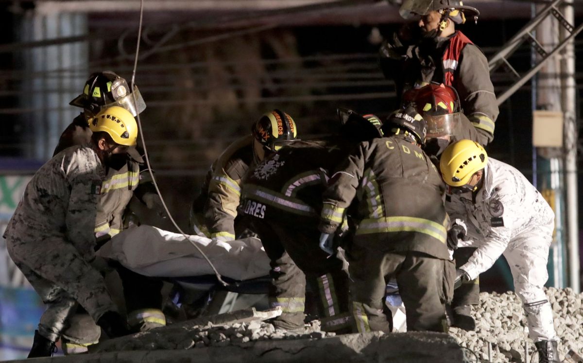 Accidente en Línea 12 del Metro. Foto: (Reuters9