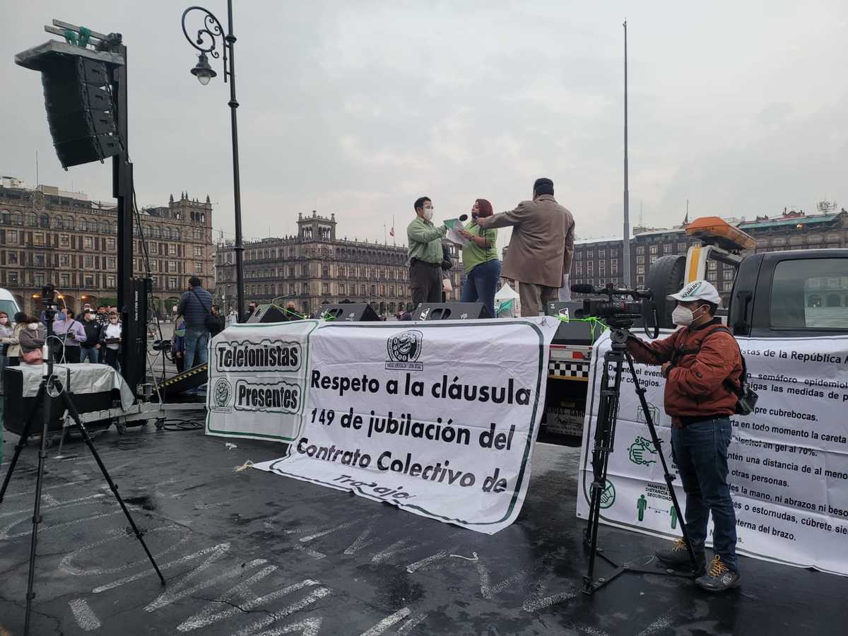 Sindicato de Telefonistas de la República Mexicana se manifiestan en la CdMx