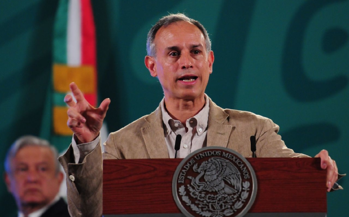 El subsecretario de Salud, Hugo López-Gatell, durante la conferencia mañanera de hoy. (Cuartoscuro)
