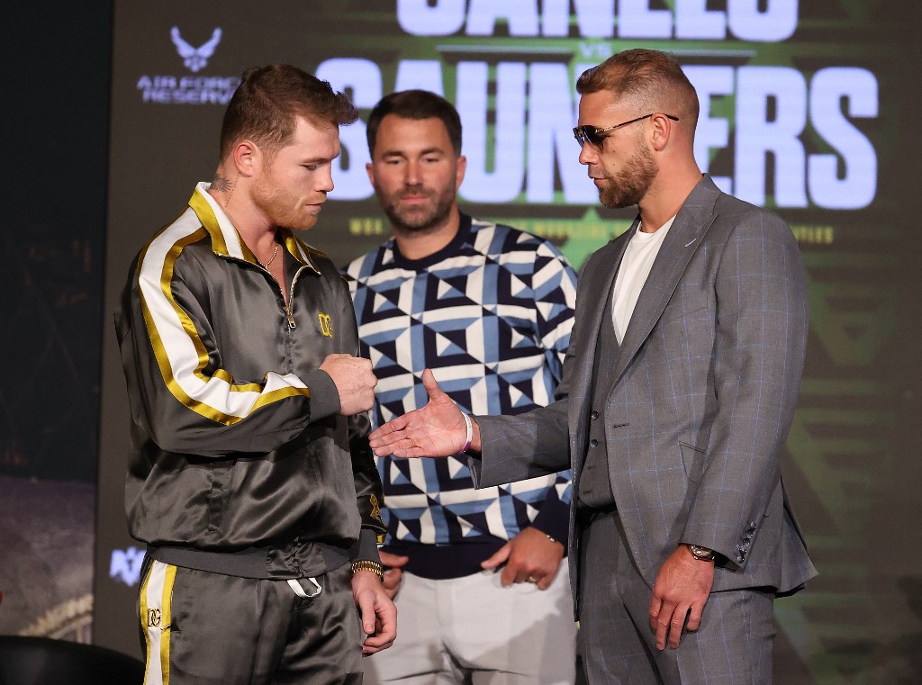 'Canelo' Álvarez y Billy Joe Saunders (AFP)