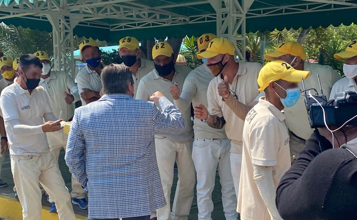 Miguel Herrera visita Puente Grande, Jalisco (Especial)