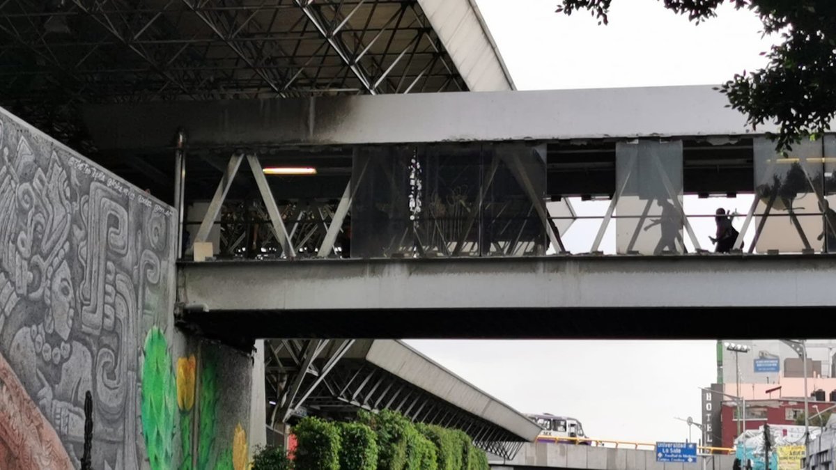 Policías de CdMx ingresaron a las instalaciones de la estación Chabacano. (SSC)