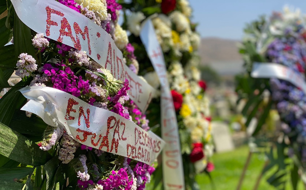 Funeral de Juan Manuel Delgado, joven asesinado presuntamente por negarse a fabricar drogas sintéticas para el narco. (Especial)
