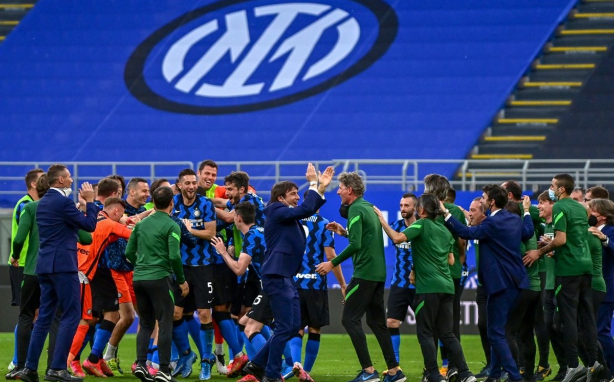 Inter de Milán se estrena como campeón de la Serie A con goleada a la Sampdoria (AFP)