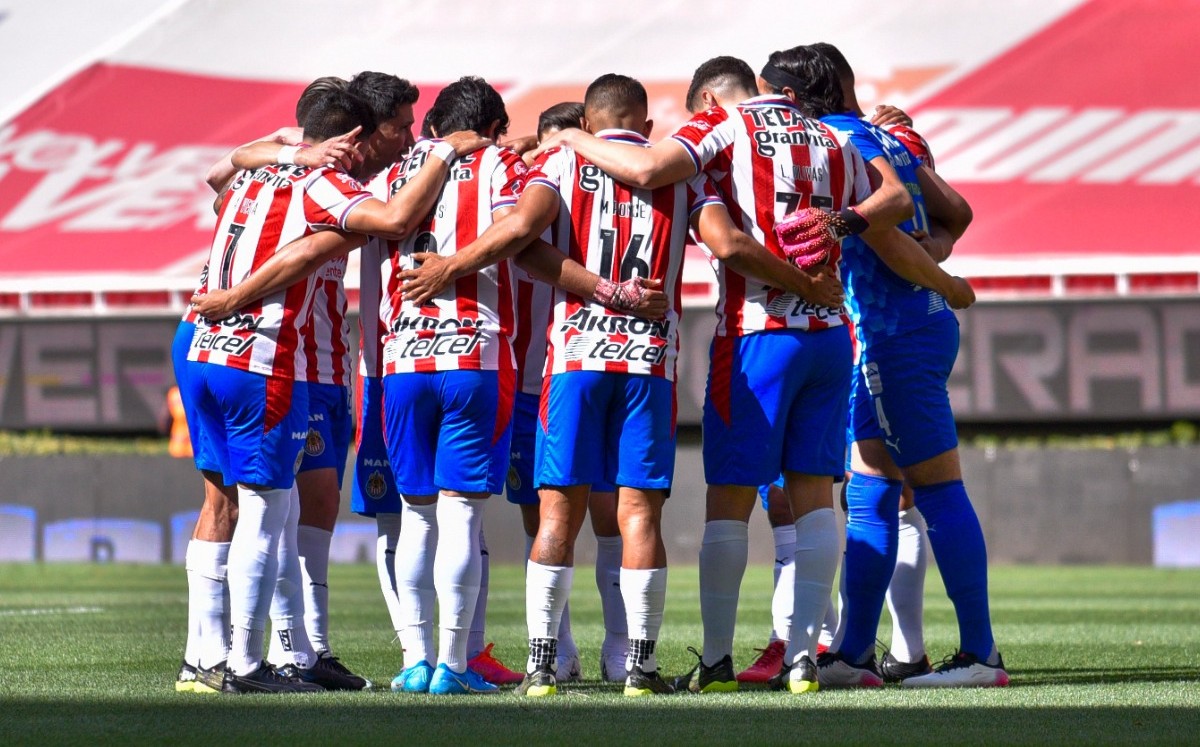 Jugadores 'olímpicos' de Chivas serán vacunados hasta terminar temporada (Imago7)
