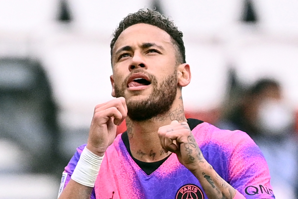 Neymar renueva con el PSG hasta el 2025 (AFP)
