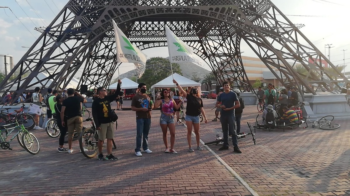 El punto de salida fue la torre Eiffel de Gómez Palacio. (Jorge Maldonado)