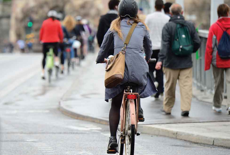 Más que nunca, la bicicleta se coloca como la mejor opción para movernos con sana distancia y sin contaminar.