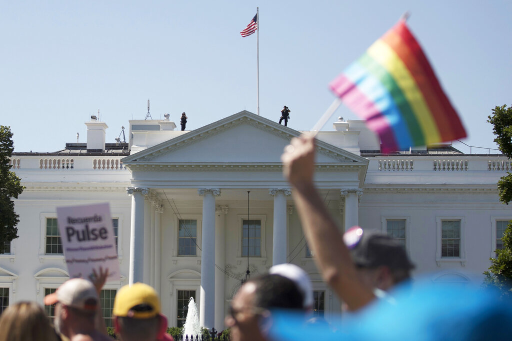 Marcha de la comunidad LGBT frente a la Casa Blanca. | Archivo, AP