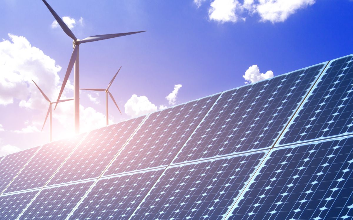 China representó 50 por ciento del crecimiento de la capacidad de energía renovable el año pasado.