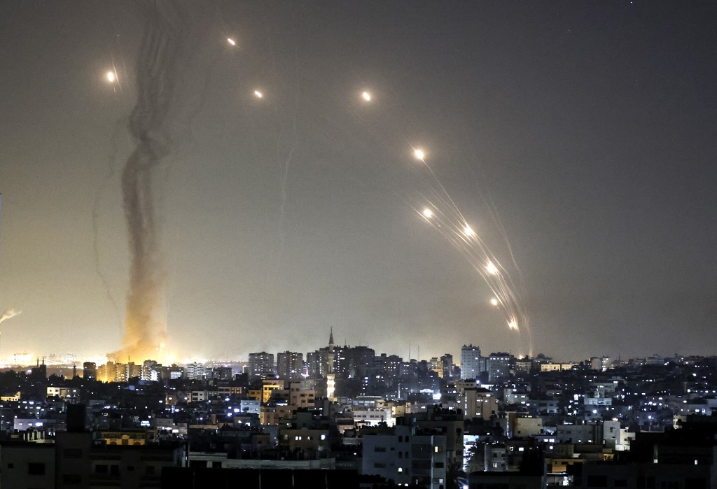Hamás afirmó que lanzó 130 cohetes a Tel Aviv en respuesta a Israel. | AFP