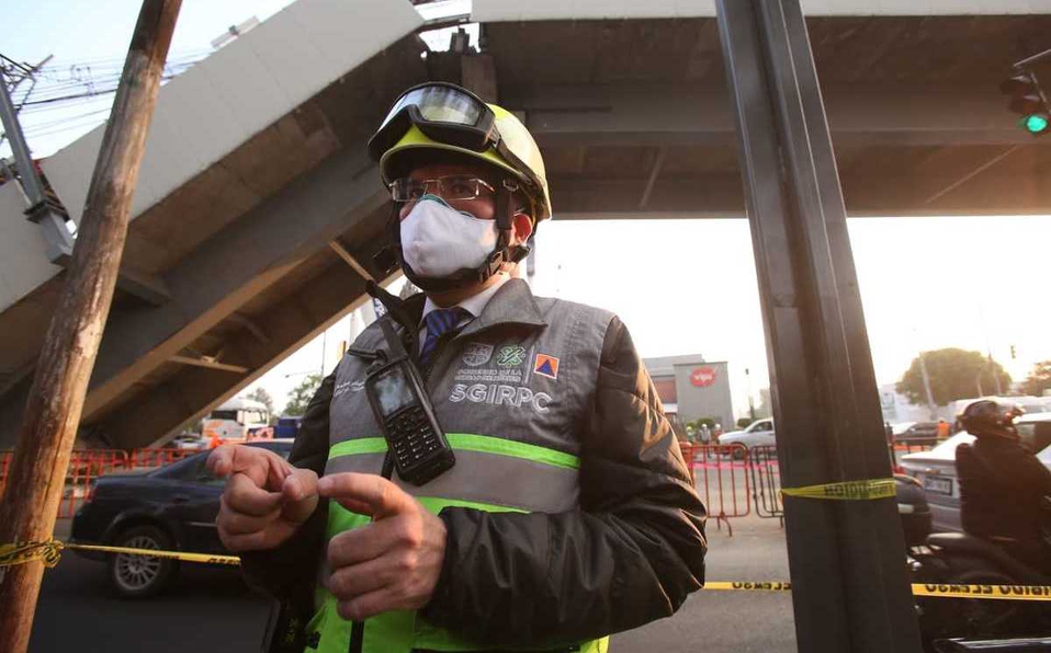 L12. Inicia retiro de escombros tras desplome; hay cortes en Tláhuac