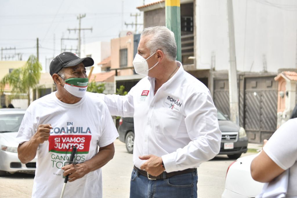 Román Alberto Cepeda, candidado por el PRI a la alcaldía de Torreón. (Especial)